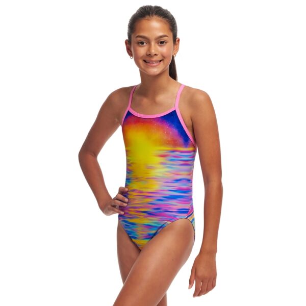 Купальник Funkita Girl's Single Strap One Piece - Darkinjung Sunset (Розмір: 10, 12, 14) - Зображення 2